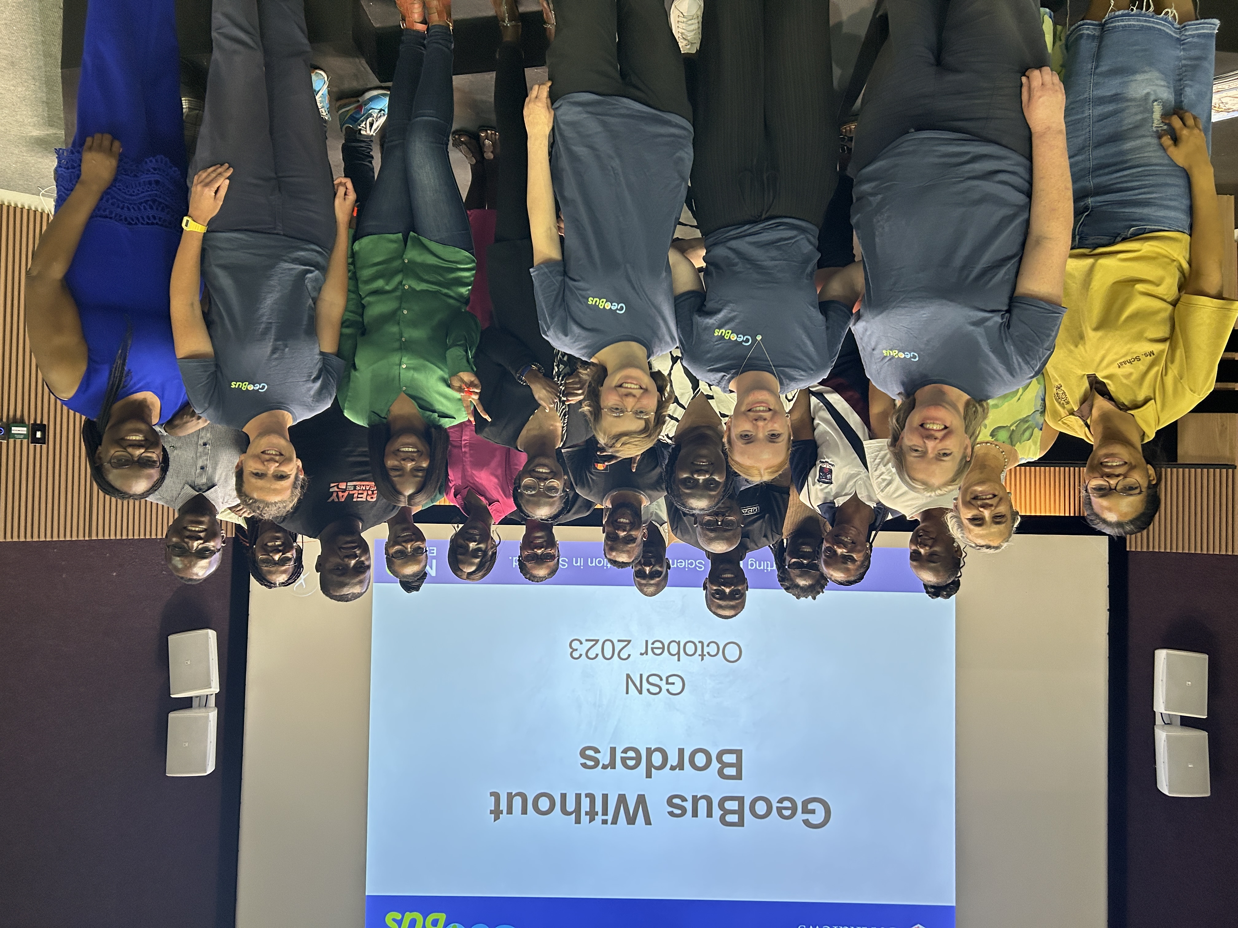 GeoBus Without Borders